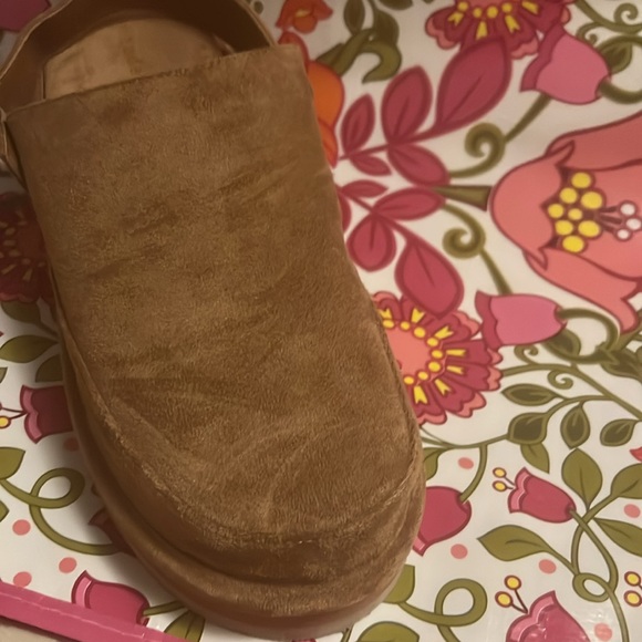 Madden Platform clogs REDUCED FINAL PICE - Picture 7 of 11